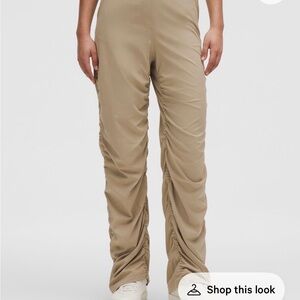 Dance Studio Slim-Fit HR Flared Pant